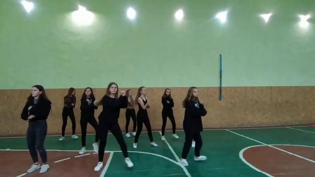 "Believer" - хореографічний колектив "DANCE GIRLS" смотреть онлайн