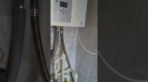 Глюк котла BOSCH 6000 не грел воду.