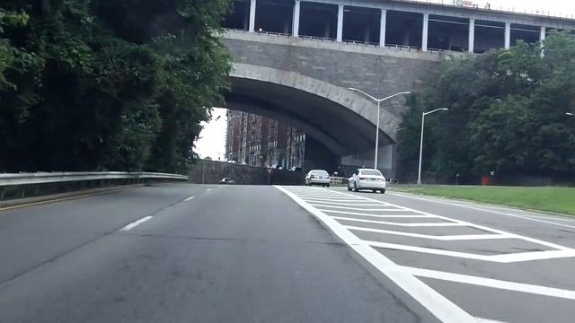 Henry Hudson Parkway Northbound