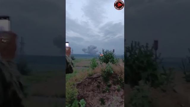 ????? Детонация боеприпасов на позициях ВСУ. ДЖАМБО?? (https://t.me/+YylQV2V1gqgzOTU6) смотреть онлайн