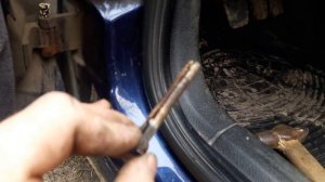 Замена пальца петли Opel vectra B