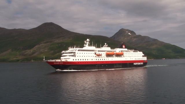 Cruise in Norway with visit Arctic Circle by Adriana III cruise ship!!! смотреть онлайн
