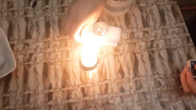 Полезное видео #1 | Охотничьи спички в ДОМАШНИХ условиях всего за 2 минуты! смотреть онлайн