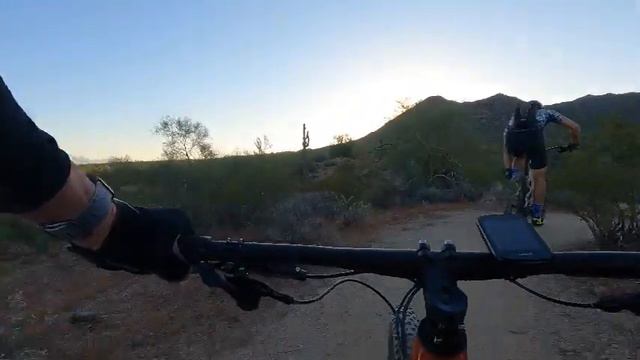 Mountain Biking with Lee Ernst-Fast section at HAWES 7am sunrise ride смотреть онлайн