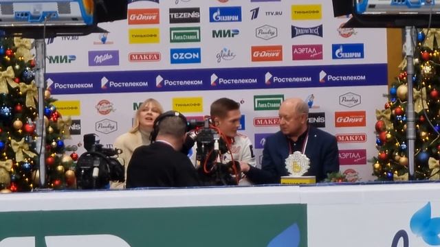 Михаил Коляда с тренером Алексеем Мишиным в Кике.,ЧР по фк Санкт-Петербург 2022 смотреть онлайн