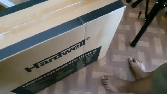 Unboxing paket sound system karaoke Hardwell MR-16 plus speaker Yamaha DBR15 смотреть онлайн