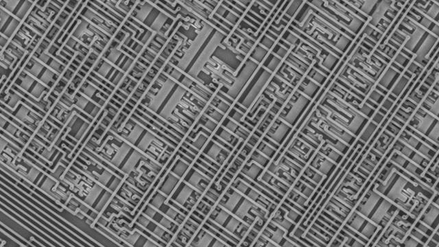 Zoom Into a Microchip смотреть онлайн