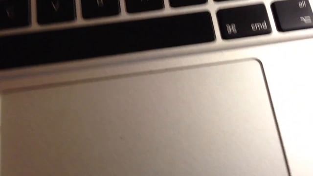 MacBook Air 11" 2010 preview смотреть онлайн