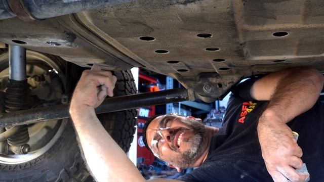 ASFIR Land Cruiser 100 & LX 470 Fuel Tank Skid Plate Install. 4K смотреть онлайн
