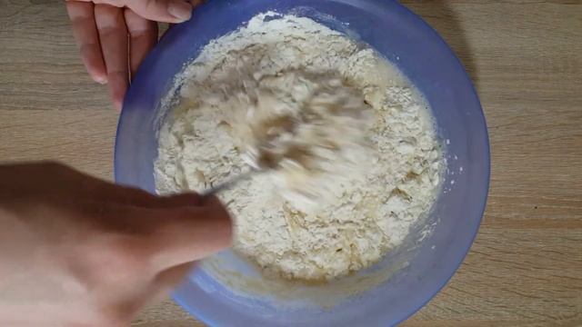 Пикантные кексы с лимонной глазурью |Savory Lemon Glaze Yogurt Cupcakes смотреть онлайн