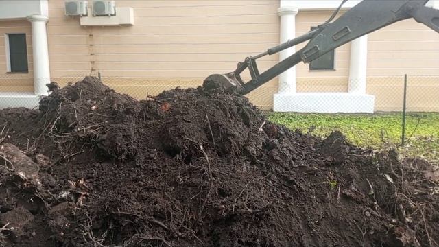Санкт-Петербург, метро Московские ворота, экскаватор-погрузчик вольво бл71 смотреть онлайн