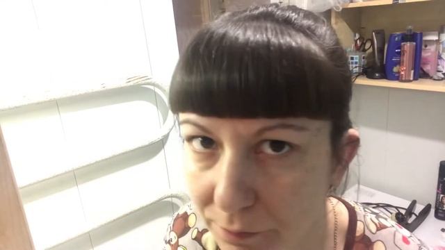 ВАРЮ ПОЛБУ/Стригу челку сама себе/ГОТОВЛЮ СЫРНЫЕ ТРЕУГОЛЬНИКИ/Бомбовский сериал смотреть онлайн