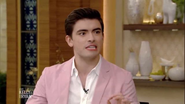 Michael Consuelos Interview with Kelly & Ryan смотреть онлайн