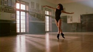 🌺(CANCIÓN)🎵 FLASHDANCE - Irene Cara - What a Feeling💞🎬