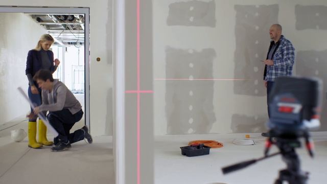 Будь на связи – с новым лазерным нивелиром Bosch | Bosch Professional смотреть онлайн