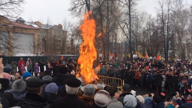 МАСЛЕНИЦА 2019 - МАСЛЕНИЧНЫЙ СТОЛБ.СЛАВЯНСКИЙ ПРАЗДНИК/ ПРОЩЕНОЕ ВОСКРЕСЕНЬЕ г. САРАНСК смотреть онлайн