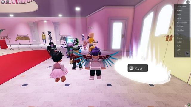 [EVENT] как получить CLUELESS - CHER ICONIC PINK FLUFFY PEN в РОБЛОКСЕ | В ИГРЕ BLUEBERRY FASHION смотреть онлайн