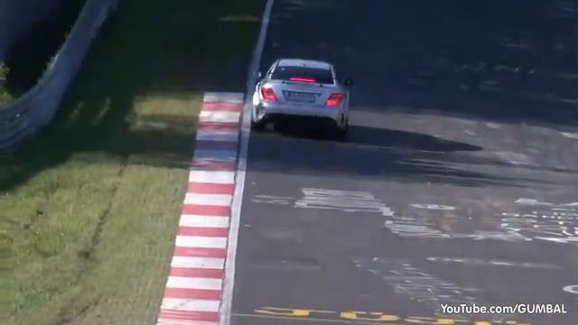 Mercedes Benz C63 AMG Coupe Black Series Brutal Accelerations! смотреть онлайн