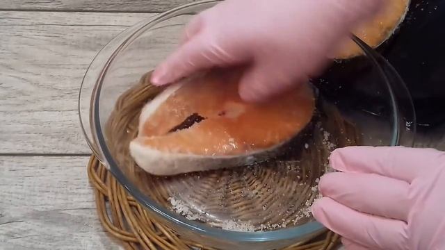 Рецепт Нежной СЛАБОСОЛЕНОЙ СЕМГИ - такую в магазине не купишь! Как ВКУСНО засолить КРАСНУЮ РЫБУ! смотреть онлайн