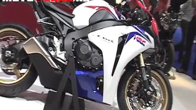 Honda CBR 600RR & 1000RR Fireblade C-ABS 2009 - MotoMixx.nl смотреть онлайн