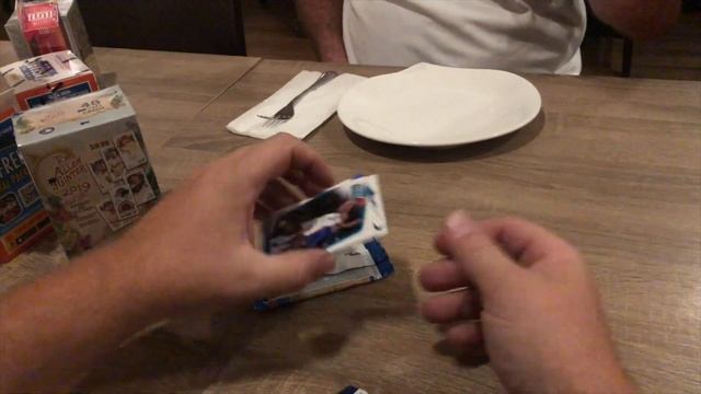 BROKEN HEARTS at Baseball Card Show Storage Wars + Topps Box Break смотреть онлайн