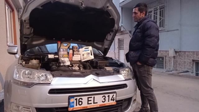 Citroen C5 1.6 2010 dizel Yağ Bakımı смотреть онлайн