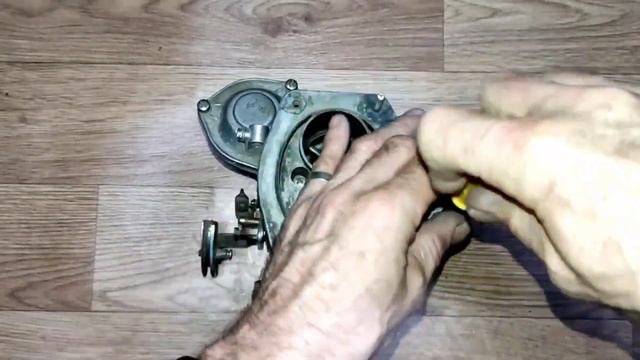 ВАЗ 2101-2107 КАРБЮРАТОР ДААЗ 2107 1107 010 20 СИСТЕМА ХОЛОСТОГО ХОДА LADA CARBURETTER IDLE SYSTEM смотреть онлайн