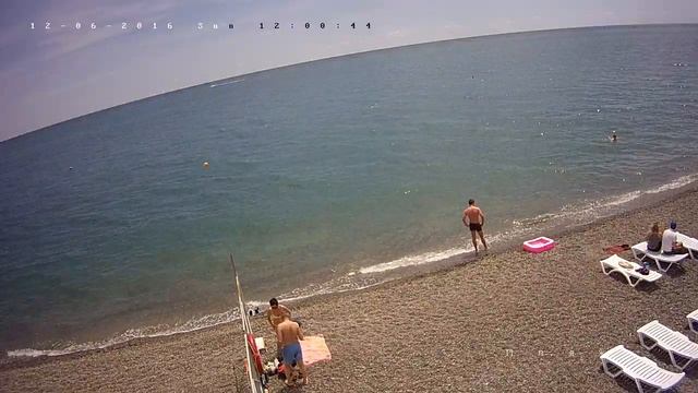 Вебкамера "Пляж Дубны". Запись 12.06.2016 12:00:02 смотреть онлайн