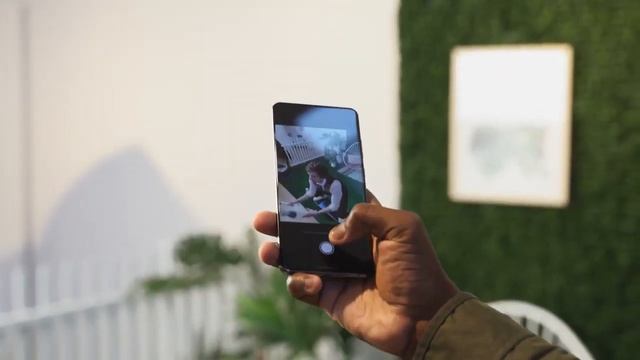 Galaxy S20 Ultra vs iPhone 11 Pro Max Which Should you buy смотреть онлайн