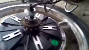 электровелосипед,часть 3, gofun снятие заднего колеса , и разботирование заклеивание.