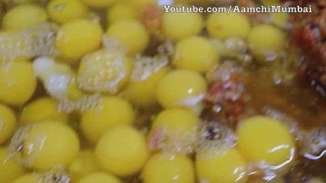 INDIA'S BIGGEST Scrambled Egg | 240 EGGS Scrambled With Loads Of Butter | Indian Street Food