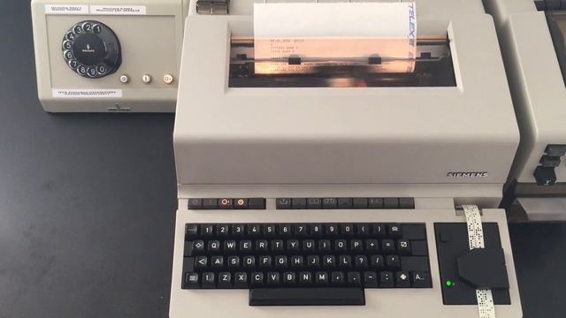 SIEMENS T1000 Fernschreiber / Teletype / Teleprinter / TelexPhone / TELEX / i-Telex смотреть онлайн