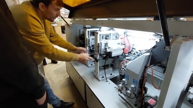 Автоматический кромкооблицовочный станок Filato OPTIMA 385L смотреть онлайн