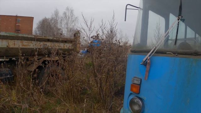 Нашёл старый автобус из моего детства и юности смотреть онлайн