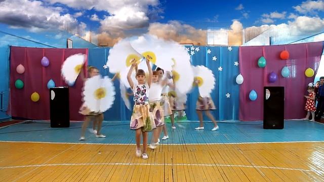 Танец "Ромашки" смотреть онлайн