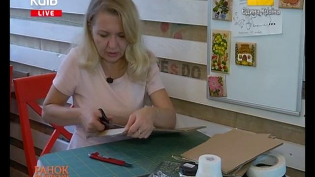 ЯК ЗРОБИТИ РАМКУ ДЛЯ ДЗЕРКАЛА З ВИКОРИСТАНОГО КАРТОНУ смотреть онлайн