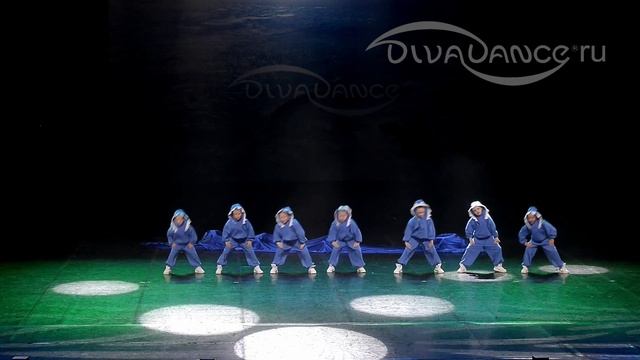 Baby shark (Акулята) hip-hop - танцы малышей - танцевальная школа Divadance смотреть онлайн