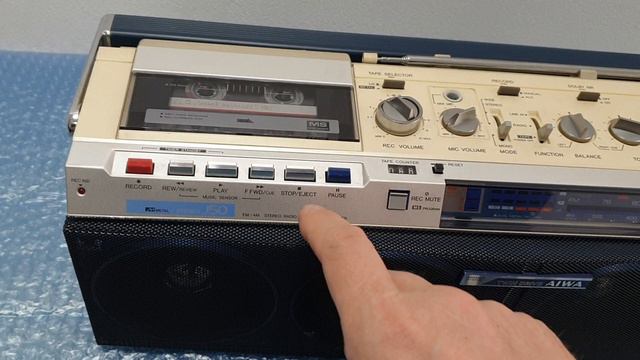 Магнитофон AIWA J50 смотреть онлайн