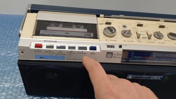 Магнитофон AIWA J50