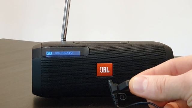 Radio digitale DAB+ e speaker bluetooth JBL Tuner: ottima connettività ma qualche limite смотреть онлайн