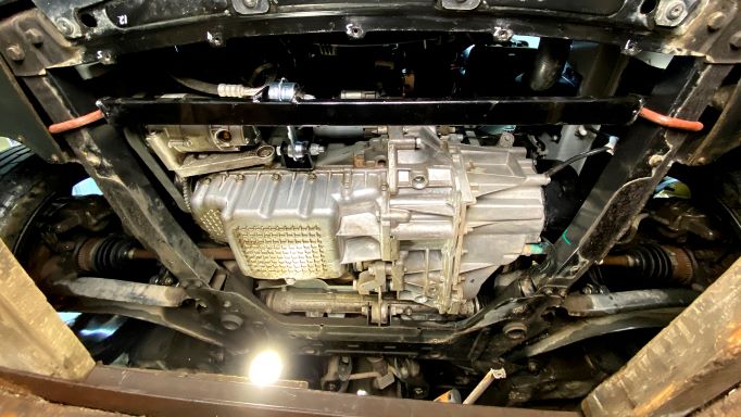 Убираем РЫВКИ и ДЕРГАНЬЕ при переезде. Дополнительная опора двигателя Vesta. Четвертая подушка смотреть онлайн