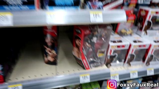 Toy Hunting For Black Panther Marvel Legends and More смотреть онлайн