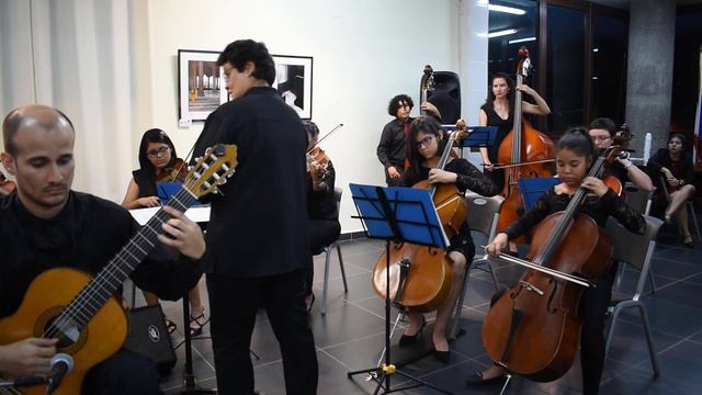 No. 4, Concierto para dos violines y cuerdas en La Menor, Op 3 #8, RV 522 by Antonio Vivaldi смотреть онлайн
