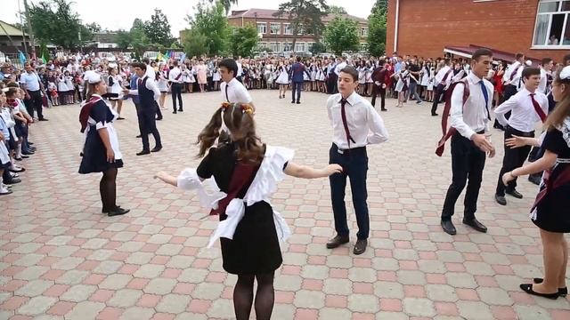 Школьный вальс смотреть онлайн