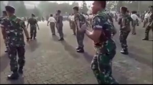 БУЙ БУЙ БУЙ ЗАЖИГАТЕЛЬНЫЙ ТАНЕЦ ВОЕННОСЛУЖАЩЕГО Военно-морского флота, Индонезия, Джакарта  МИКС