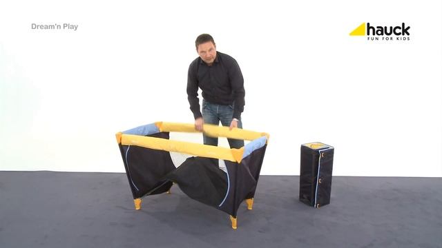 Hauck Dream And Play Travel Cot - How To Fold | BabySecurity