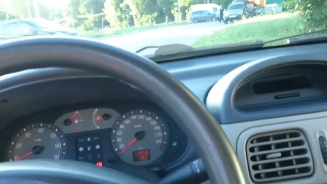 Рено Cимбол (Renault Symbol) 1.4 (75 л.с.) видео к продаже автомобиля смотреть онлайн