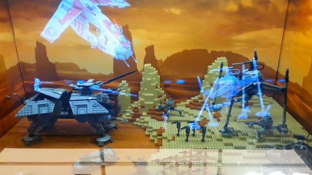 Очень крутая "голограмма": StarWars Lego смотреть онлайн