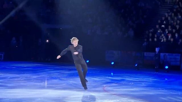 Открытие. Шоу 35 лет на льду и номер Софии Сарновской.Санкт-Петербург 6.11.22 смотреть онлайн
