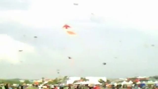 Bintulu Flies Into Malaysia Book of Records смотреть онлайн